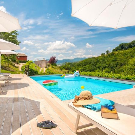 פבריאנו Borgo Canapegna - "La Quercia D'Oro" Private Pool In The Heart Of Le Marche מראה חיצוני תמונה