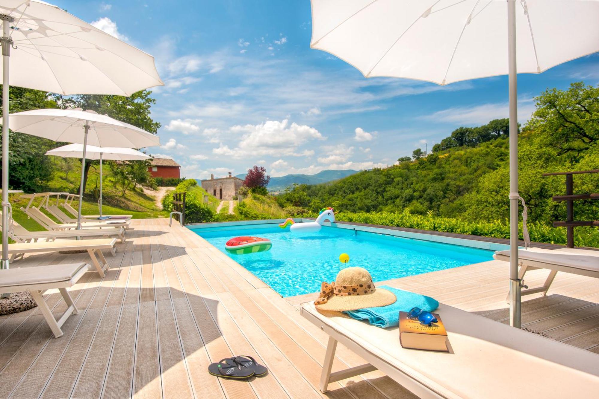 פבריאנו Borgo Canapegna - "La Quercia D'Oro" Private Pool In The Heart Of Le Marche מראה חיצוני תמונה