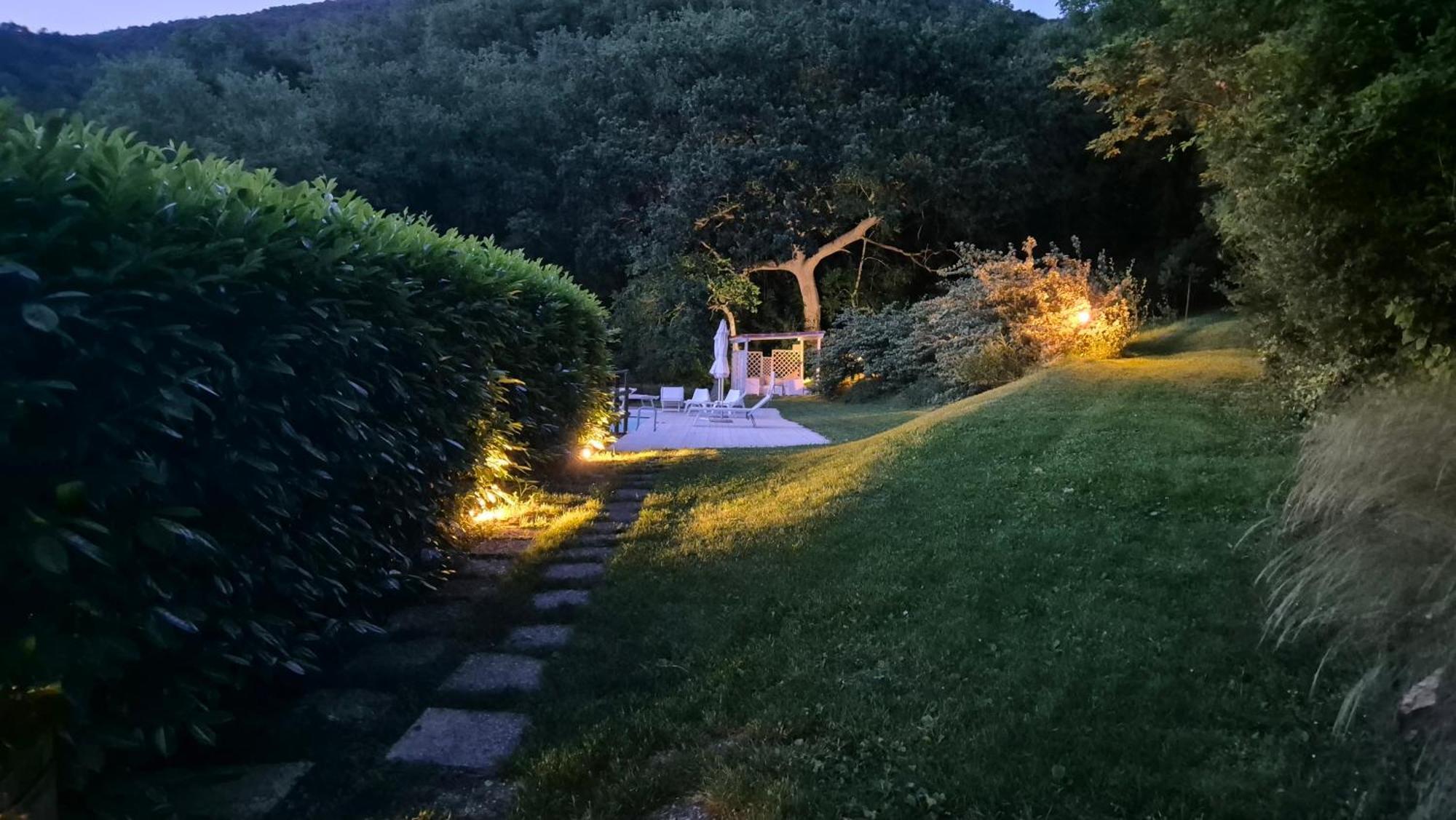 פבריאנו Borgo Canapegna - "La Quercia D'Oro" Private Pool In The Heart Of Le Marche מראה חיצוני תמונה